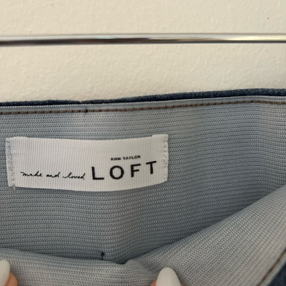 LOFT Pencil Skirt - Jeans - Picture 2 of 10